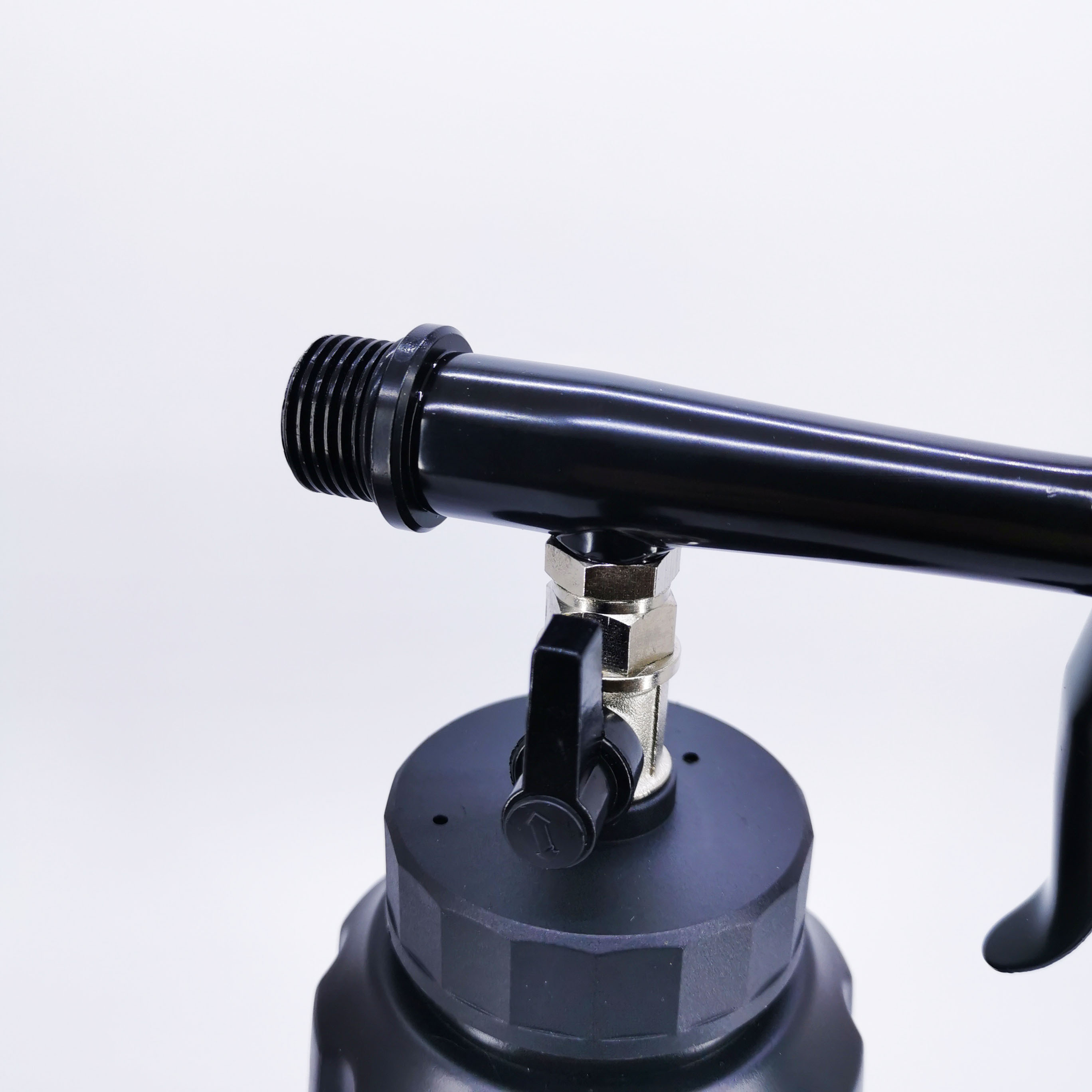 Пеногенератор пневматический T-PRO Black Z-011. Пенник с двумя насадками